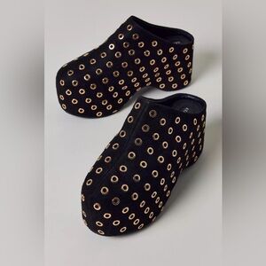 New Azalea Wang x Anthropologie Free People Dilip Studded Black Clog Shoes sz 7